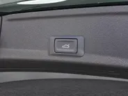 Audi A4 Avant 35 TFSI 150pk S edition Competition · Trekhaak · Camera ·  Stoelverwarming · Apple/Android Car Play · Adaptive Cruise Control ·  Clima · Drive select · Leder/Stof · Garantie t/m 23-07-2028 of 100000km.