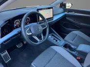 Volkswagen Golf 1.5 eTSI 110KW/150PK Goal · Navigatie · Apple/Android Car Play · Camera + Parkeersensoren · Trekhaak · Garantie t/m 22-07-2027