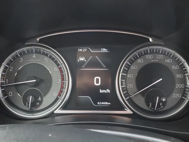 Suzuki S-Cross 1.4 BoosterJet Select Hybrid Carplay | All Seasons | Adaptive Cruise