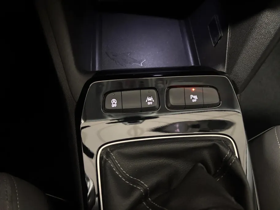 Opel Mokka 1.2 Business Elegance NAVI AIRCO TREKHAAK APPLE CARPLAY ANDROID AUTO HOGE INSTAP LM VELGEN ZEER MOOIE AUTO DEALER ONDERHOUDEN