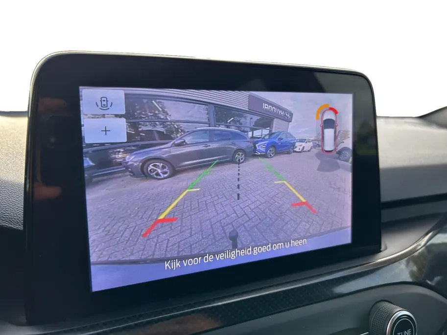 Ford Focus Wagon 1.0 EcoBoost ST Line Business | Stoelverwarming | Voorruit verwarming | Navi | Camera