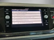 Volkswagen Polo 1.0TSI/95PK Life Business ·Stoelverwarming · Apple/Android Car Play ·  Navigatie · Clima · Parkeersensoren · Garantie t/m 30-05-2027 of 100000km.