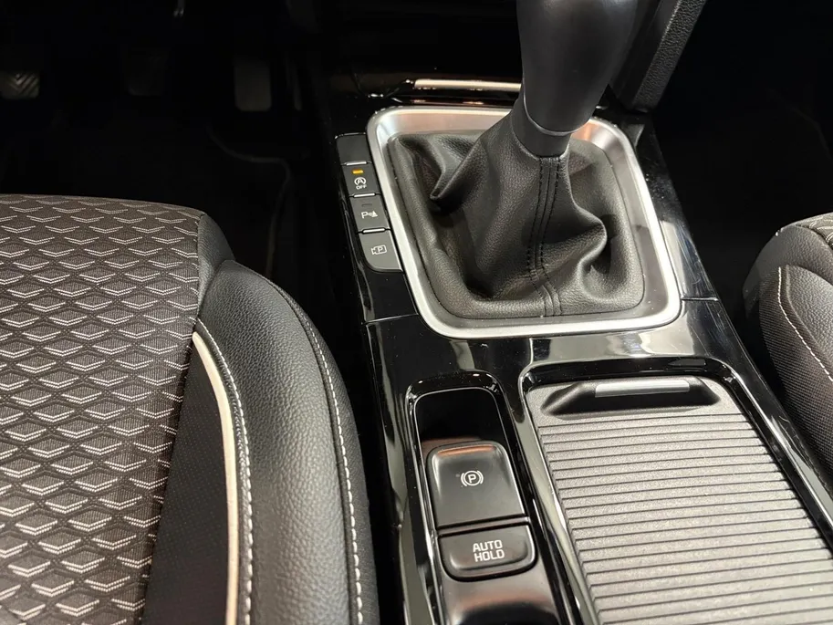 Kia Ceed 1.0 T-GDi DynamicPlusLine | Stoel/Stuurverwarming | Half Leder | Keyless Entry | Navigatie | Apple/Android Carplay |