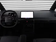 Kia PV5 Passenger Plus 71.2 kWh | Stuur-/stoelverwarming v+a | Camera | Cruise adapt. | Draadloze telefoonlader | PDC v+a | Clima | Navi | LED | 17' LM |