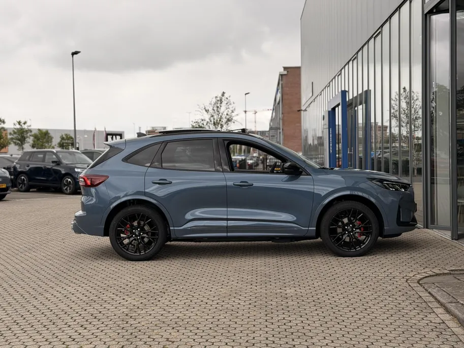 Ford Kuga 2.5 PHEV BlueCruise Edition UIT VOORRAAD I PANORAMADAK | 20'' FORD PERF VELGEN | AUTONOOM RIJDEN | WEG KLAPBARE TREKHAAK | WINTER PACK | B&O SOUNDSYSTEM I