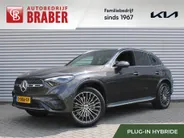 Mercedes-Benz GLC 300e 4MATIC AMG Line | 360 Camera | Schuifdak | Cruise adapt. | 20' LM | HUD | Treeplanken | Dodehoek detectie | Stoelverwarming + geheugen | BTW auto |