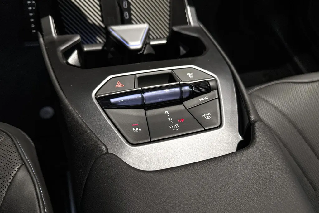 BMW iX3 40 eDrive