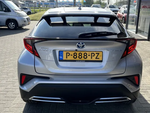 Toyota C-HR 2.0 Hybrid Dynamic | Parkeersensoren V+A