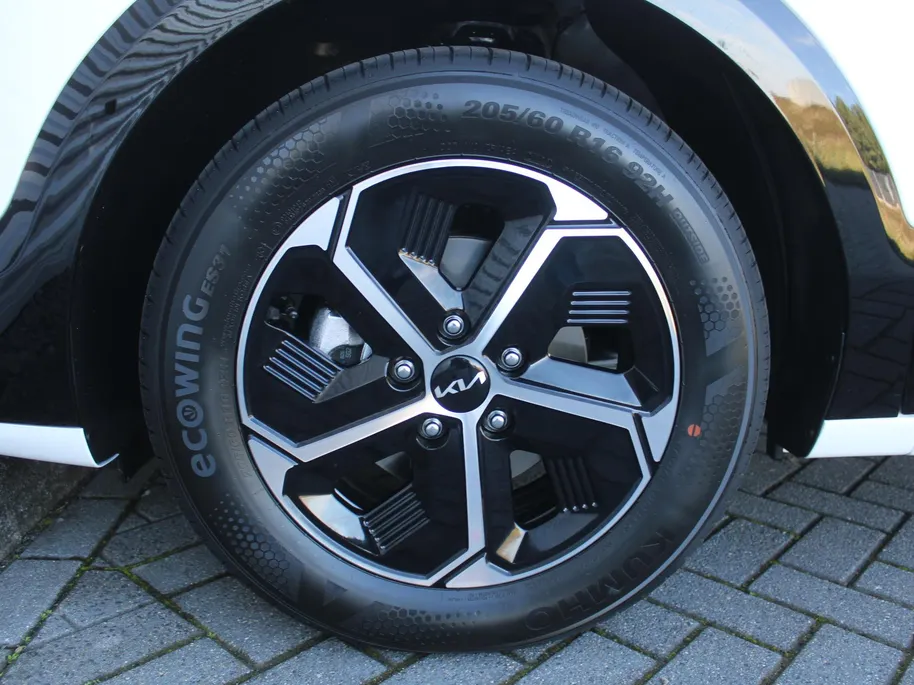 Kia Niro 1.6 GDi Hybrid DynamicLine | Automaat | Nieuwe model! | Direct leverbaar | Tot € 3.000 inruilvoordeel bij aanschaf |