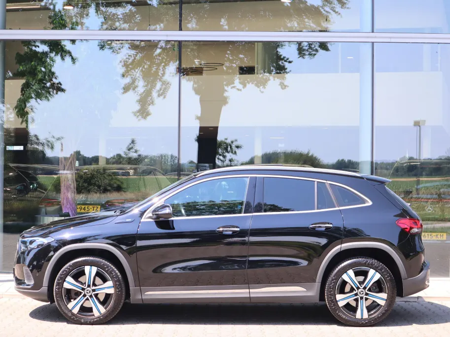 Mercedes-Benz EQA 250 Business Solution Luxury 67 kWh l Keyless l Panoramadak l Stoelverwarming