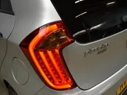Kia Picanto 1.0 5drs ColorLine