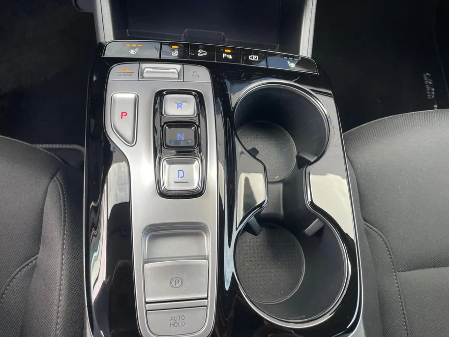 Hyundai Tucson 1.6 T-GDI PHEV Comfort Smart 4WD |Navigatie| Achteruitrijcamera| Parkeersensoren v+a| Stoel/Stuurverwarming| Elektrische achterklep| Trekhaak|