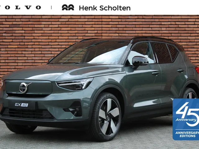 Volvo EX40