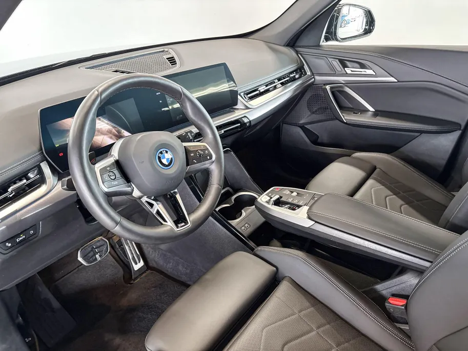 BMW iX1 eDrive20 67 kWh