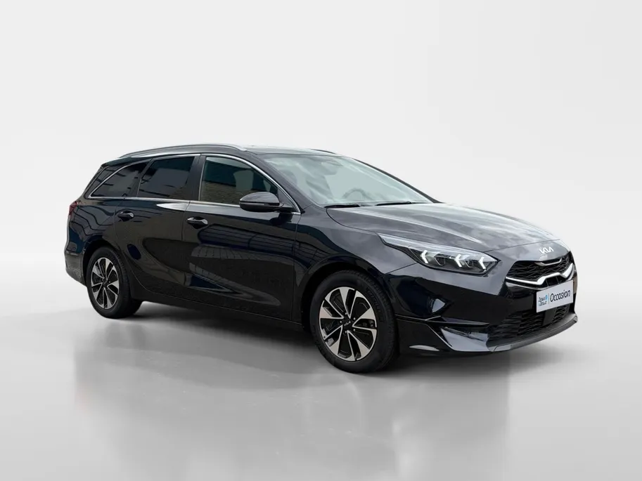 Kia Ceed Sportswagon 1.0 T-GDi MHEV Design Edition Automaat | Navi | Clima | Adaptive Cruise | Camera | Stoel-/Stuurverwarming | JBL Soundsysteem | LED Koplampen