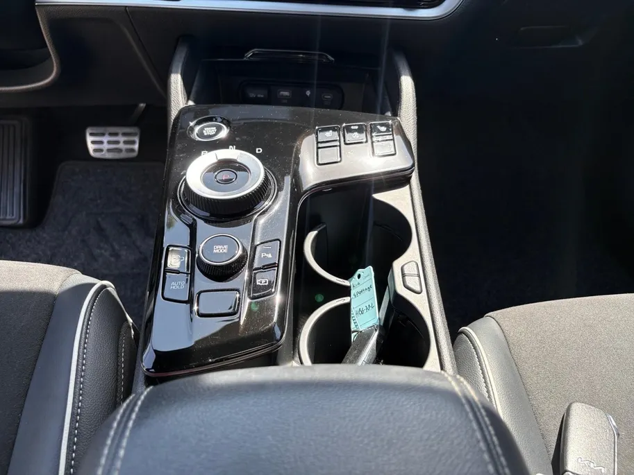 Kia Sportage 1.6 T-GDi Hybrid GT-Line | Cruise Control | Climate Control | Camera | Stoelverwarming | Stuurverwarming | Navigatie |
