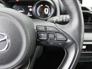 Mazda 2 Hybrid 1.5 Agile | Comfort pakket | 15' LM | Stoelverwarming | Apple Carplay / Android Auto |