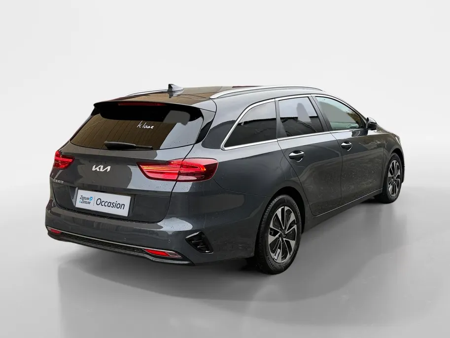 Kia Ceed Sportswagon 1.0 T-GDi MHEV Design Edition Automaat |  Cruise control Adaptief  | Camera| Stoelverwarming | Carplay & Android Auto | Fabrieksgarantie t/m 15-3-2032 +3x 1 jaar* | NAP