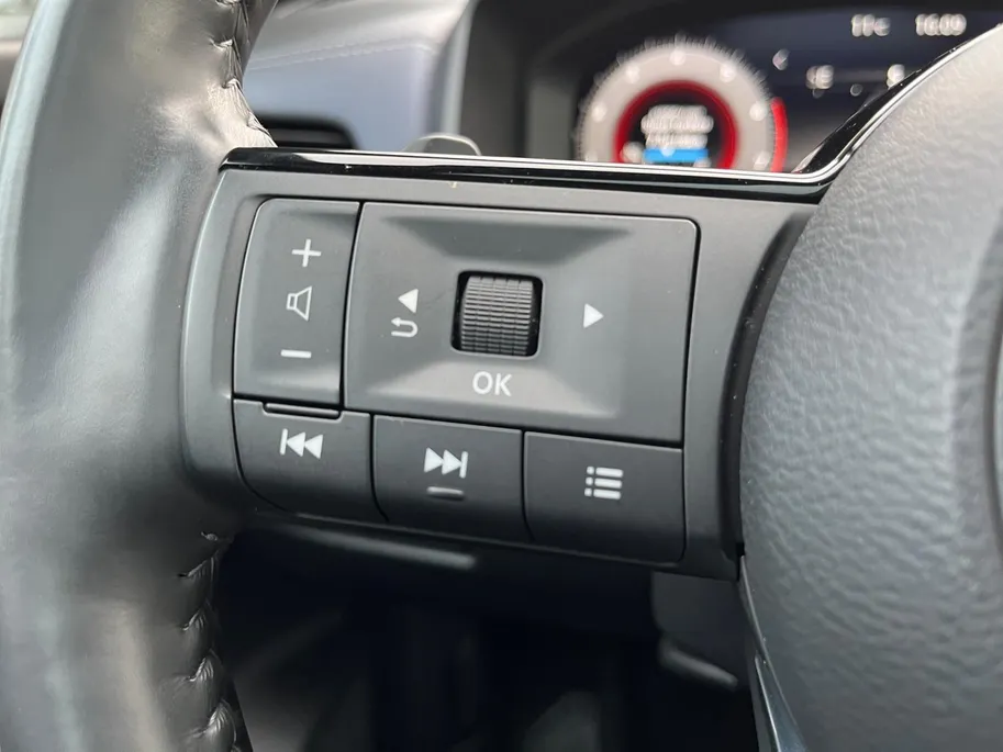 Nissan QASHQAI 1.3 MHEV Xtronic Tekna | Panoramadak | 360 camera | Carplay | Stoel- en stuurverwarming