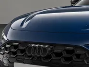 Audi A5 2.0 e-hybrid quattro S edition 299 PK · Tech pro · Glazen panoramadak · MMI experience pro met  premium 3D