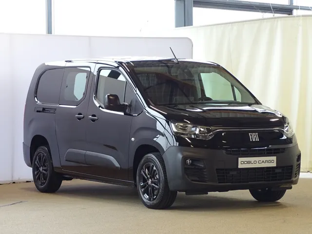 Fiat Doblò Cargo 1.5D 130pk L2 Black-Edition Automaat