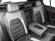 Volkswagen Golf 2.0 TSI 245pk DSG GTI · Panoramadak · Camera · Harman Kardon Sound · Matrix LED · Leder Vienna · Alarmklasse 3 · Elek. Bestuurdersstoel + Geheugen ·