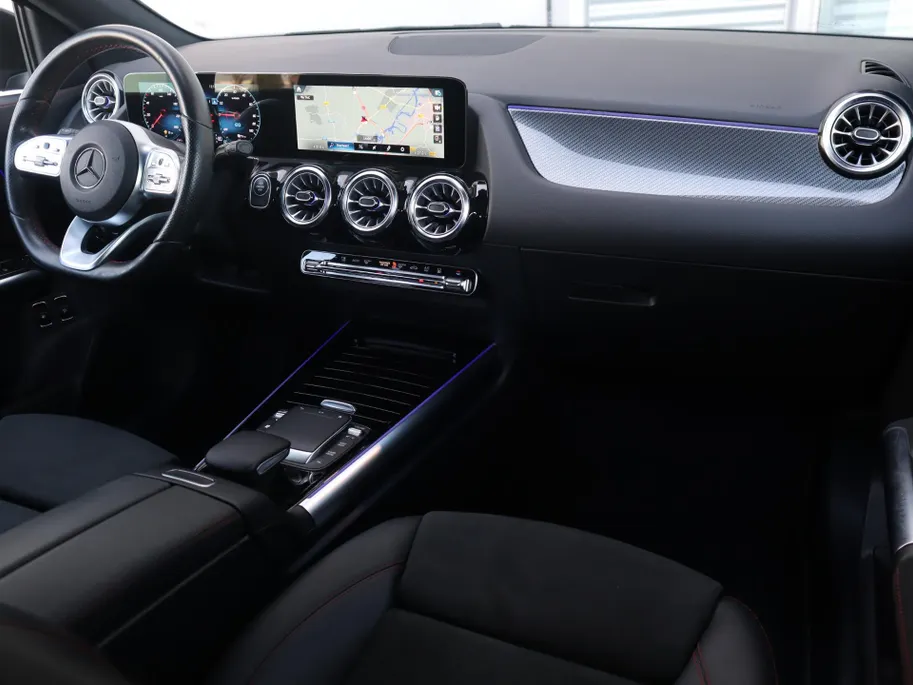 Mercedes-Benz GLA 250 e Business Solution AMG Limited l Panoramadak l Carplay l Keyless