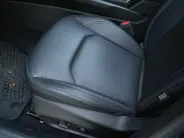 Jeep Compass 4xe 240 PK Hybrid S | Leder | Pano | Safety | Winter | 19'
