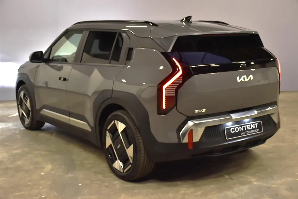 Kia EV3 58,3 kWh 204pk Plus Advanced