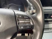 Hyundai Kona EV Comfort 64 kWh 204PK | Warmtepomp | 100% SOH | Adaptive cruise control | Apple Carplay & Android Auto | Achteruitrijcamera | Parkeersensoren achter | Keyless entry | DAB radio |