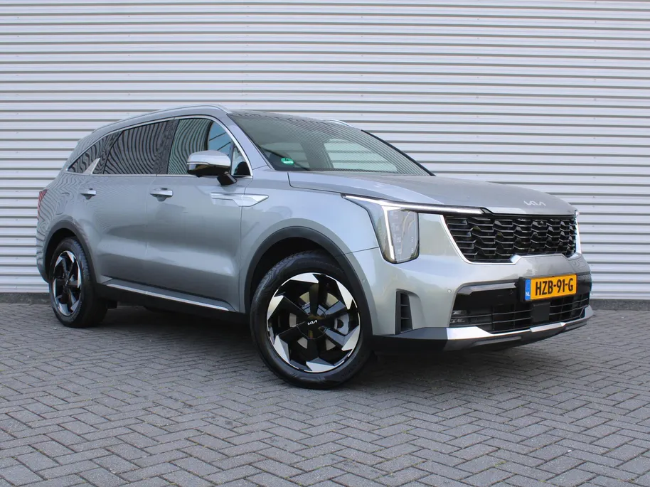 Kia Sorento 1.6 T-GDi Plug-in Hybrid 4WD ExecutiveLine 7p | Stuur-/stoelverwarming + ventilatie | Schuifdak | Leer | 360 Camera | Elek. stoelverst. | HUD | LED | 19' LM |