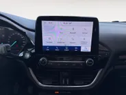 Ford Fiesta 1.0 EcoBoost Titanium X | Winter Pack | Navigatiesysteem | Cruise Control | Draadloos Telefoonlader | Apple Carplay & Android Auto |