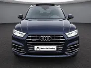 Audi Q5 55 TFSIe 270kW/367PK quattro S Line Competition · Luchtvering · Panoramadak · Leder · Camera · Apple/Android Car Play · Elektrische stoelverstelling · Stoel & Stuurwielverwarming · Adaptive Cruise Control ·
