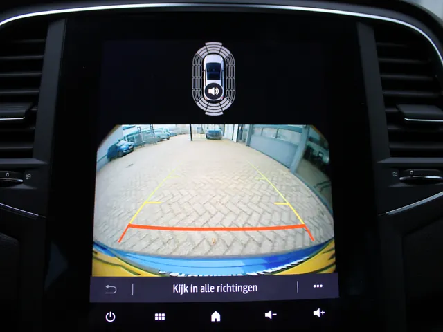 Renault Megane E-Tech Estate 1.6 Plug-In Hybrid 160 PK Intens | Automaat | Pack easy | Pack Drive |
