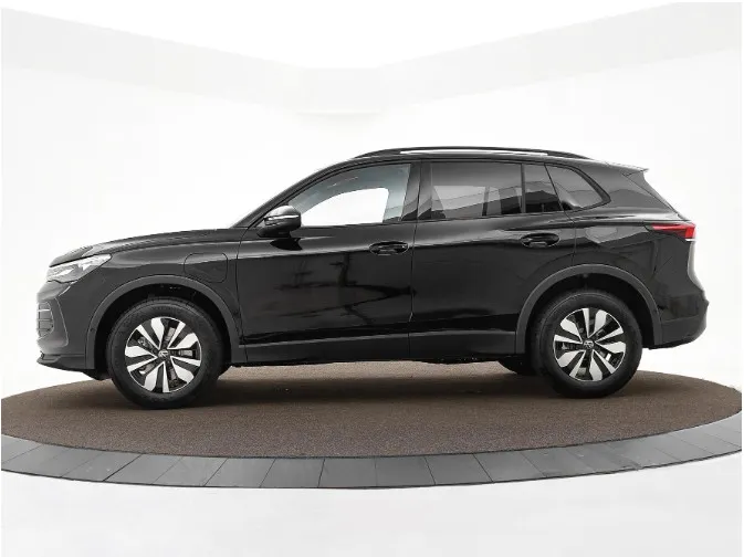 Volkswagen Tiguan Limited Edition 1.5 eHybrid 204 PK 6 versn. DSG · Design Pakket Dark · Trekhaak inklapbaar, met elektrische ontgrendeling, incl. aanhangermanoeuvreerhulp Trailer Assist ·