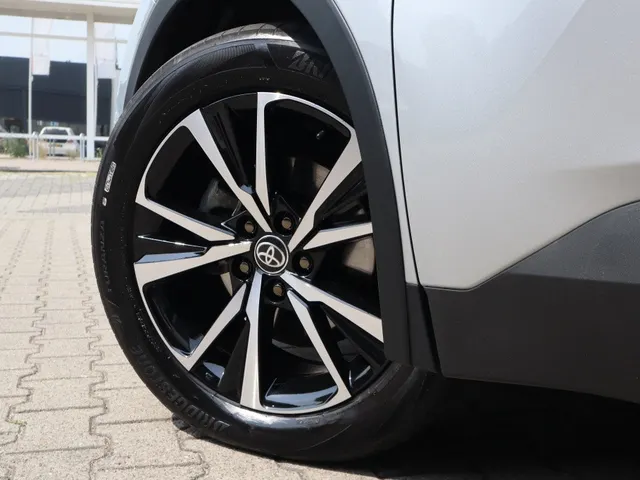 Toyota C-HR 1.8 Hybrid 140 Dynamic | Blindspot | Parkeersensoren V+A