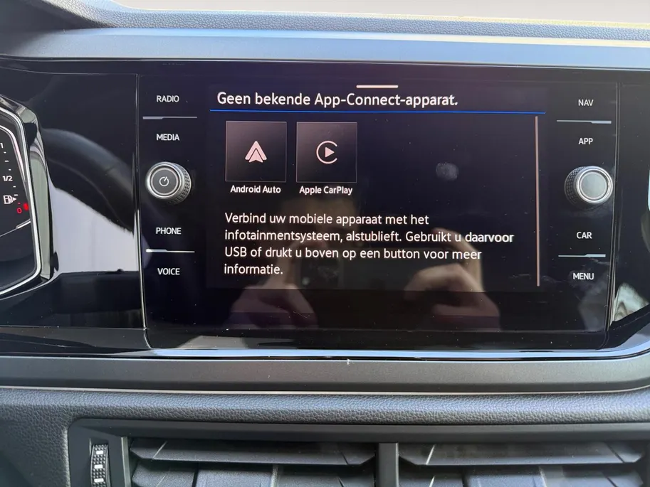 Volkswagen Taigo R-Line | Camera | Keyless | Apple Carplay / Android Auto |