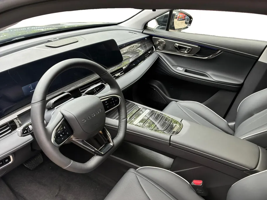 Omoda 5 EV Premium 61 kWh Nieuw uit voorraad leverbaar