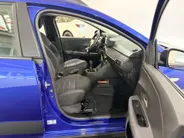 Dacia Sandero Stepway 100PK TCe 100 ECO-G Expression | 1e eigenaar | Trekhaak | Camera | Parkeersensoren | Apple CarPlay/Android Auto | Cruise Control | Licht & Regen Sensor |