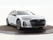 Audi A6 Avant 2.0 e-hybrid Quattro 299pk S edition Competition · 360 Camera · Inklap. Trekhaak · Bang & Olufsen Sound · Head-Up display · Dodehoeksensor · Garantie t/m 09-09-2030 of 100.000km