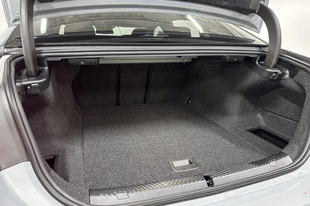 BMW i5 Sedan eDrive40