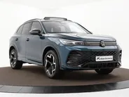 Volkswagen Tiguan 1.5 204pk DSG eHybrid R-Line Edition · Panoramadak · Wegklapbare Trekhaak · 360 Camera · Massage · 19'' Inch · Garantie t/m 15-09-2030 of 100.000km