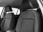 Volkswagen Golf 1.0 eTSI 110pk DSG Life · Camera · Apple/Android Car Play · Sfeerverlichting · P-Sensoren · Navigatie · 16'' Inch · Garantie t/m 04-02-2028 of 100.000km  · EXTRA INRUILKORTING ·