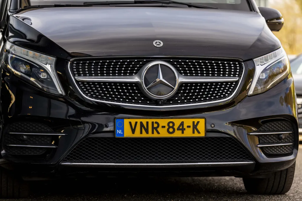 Mercedes-Benz V-Klasse 300d Lang DC Avantgarde Edition EX.BTW