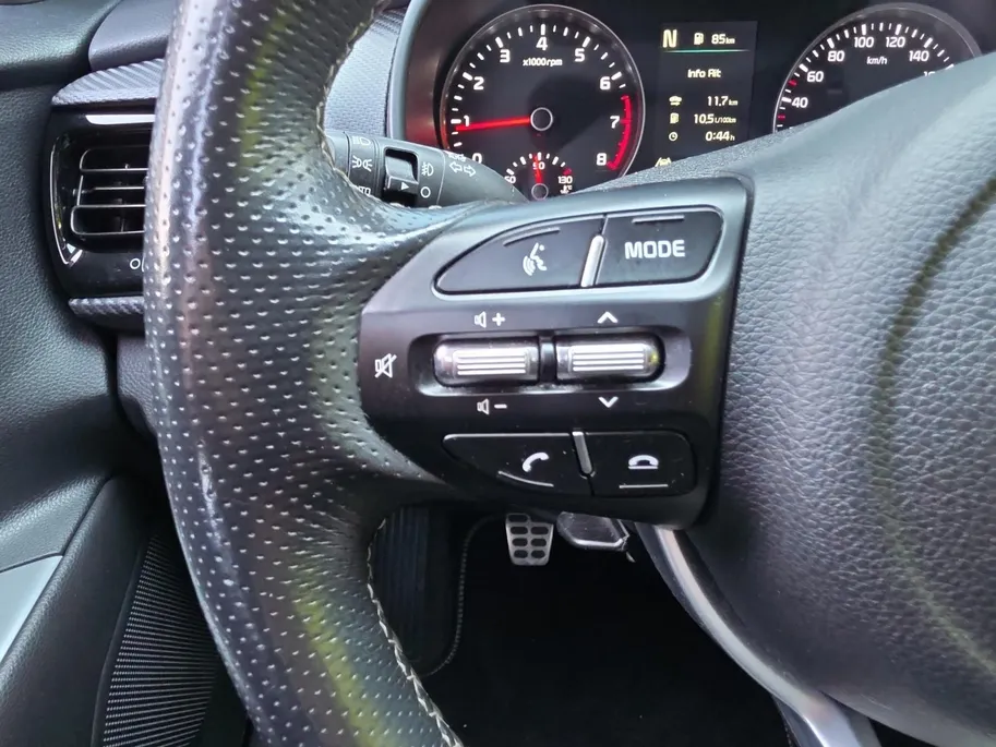 Kia Stonic 1.0 T-GDi MHEV GT-Line | Keyless | Navigatie | Climate control | Cruise control | Parkeer camera achter