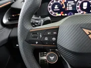 CUPRA Terramar 1.5 TSI e-Hybrid Business / Trekhaak / Pan. dak / Stoel + Stuur verw. /