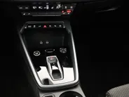 Audi A3 Sportback 40 TFSIe 204pk S-tronic S edition · Camera · Stoelverwarming · Apple/Android Car Play · Park Assist · Navigatie · 17'' Inch · Garantie t/m 27-07-2029 of 100.000km