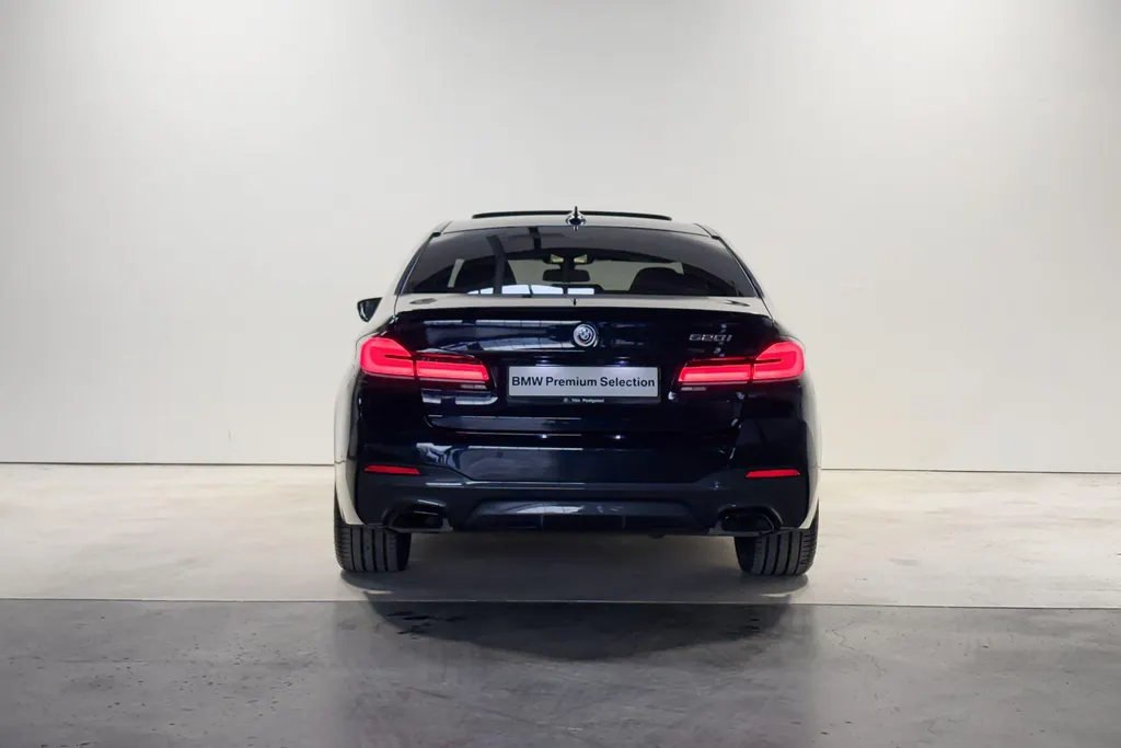 BMW 5 Serie Sedan 520i Business Edition Plus M Sportpakket Pro