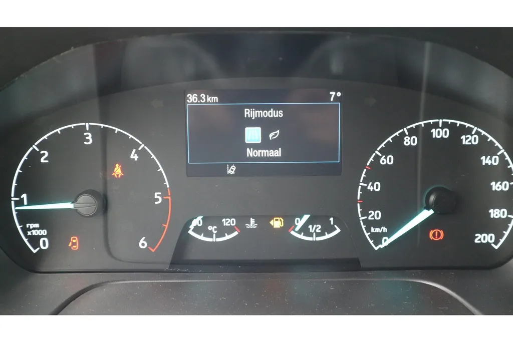 Ford Transit 350 2.0 130pk L3H2 Trend | Trekhaak |
