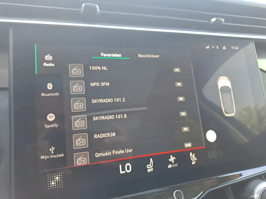 Lynk & Co 01 1.5 | Panoramadak | Navi | Trekhaak | Camera 360 | Climate Control | Automaat | SOH 92,4%